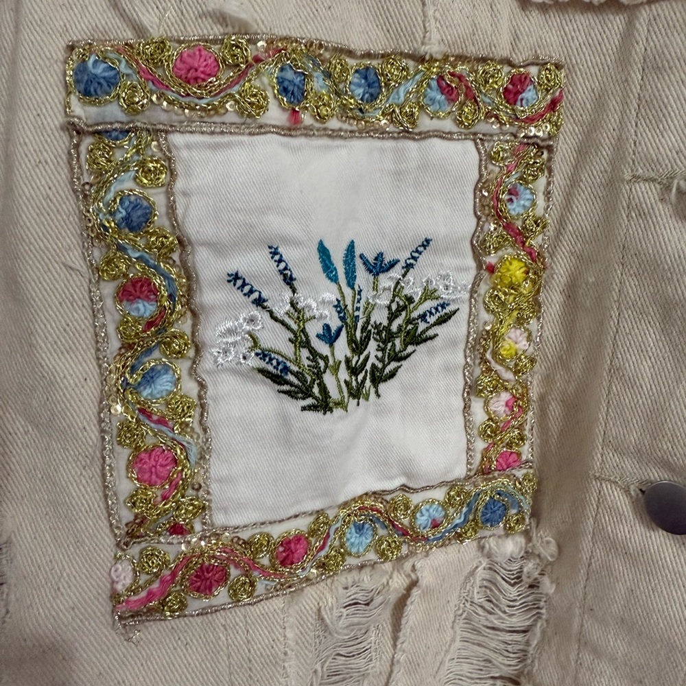 Pol Patchwork Distressed Denim Jacket Cream Size … - image 3